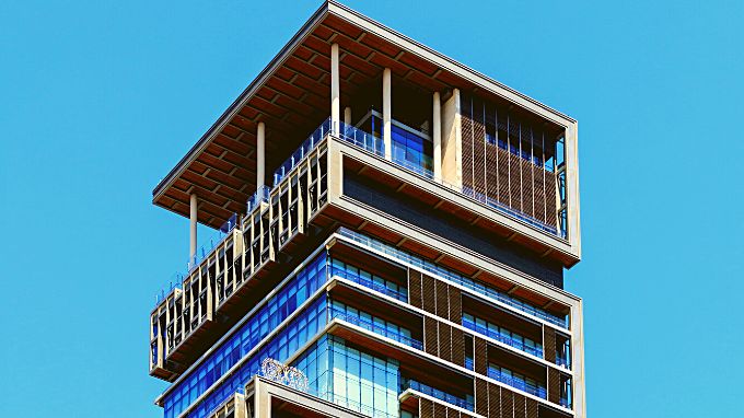 Which is the biggest house in the world: Complete List with size, price  (2023)