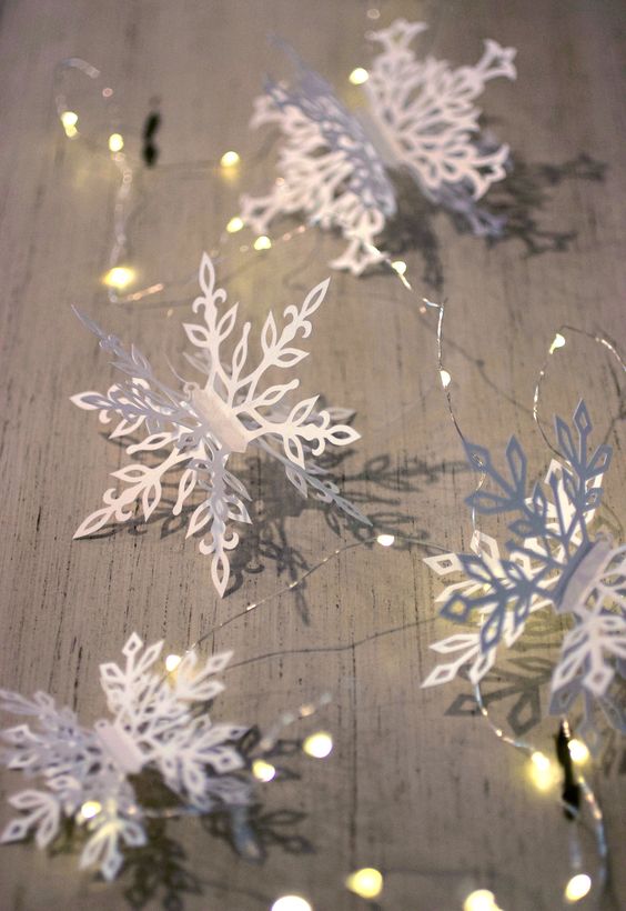 Snow flakes as wall hanging for home