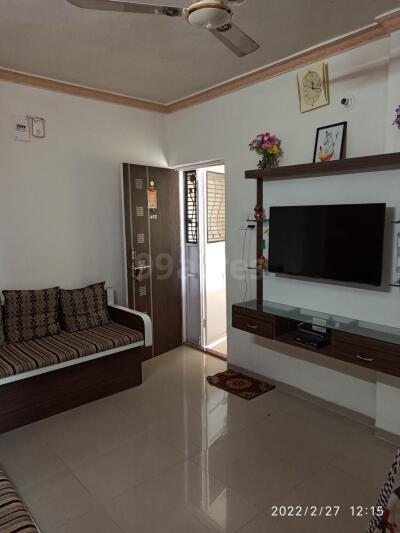 2 BHK Apartment / Flat for sale in More Complex Shivane Pune - 725 Sq ...