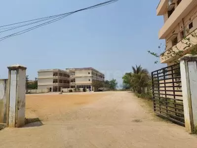 Property near St Theresa's School, Sanivarapupeta Eluru - Real