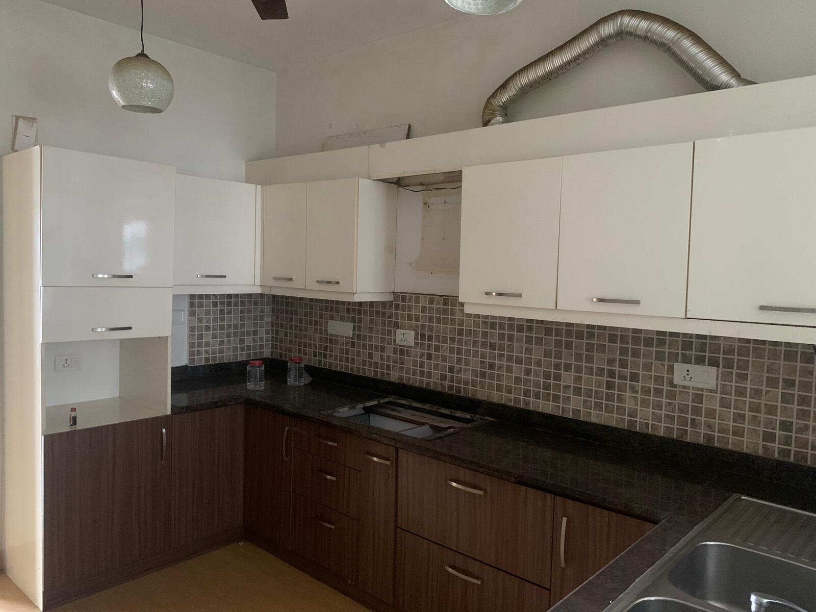 4 BHK Flat in Marine Drive, Kochi