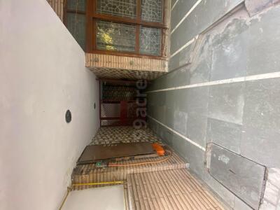 11 BHK House / Villa for sale in Kalkaji Extension South Delhi - 1800 ...