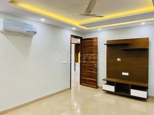 3 BHK Apartment / Flat for sale in Omaxe Royal Residency Sector 79 ...