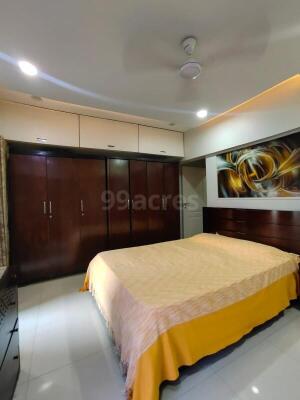 3 BHK / Bedroom Apartment / Flat for rent in Kolte Patil 24K Glitterati ...
