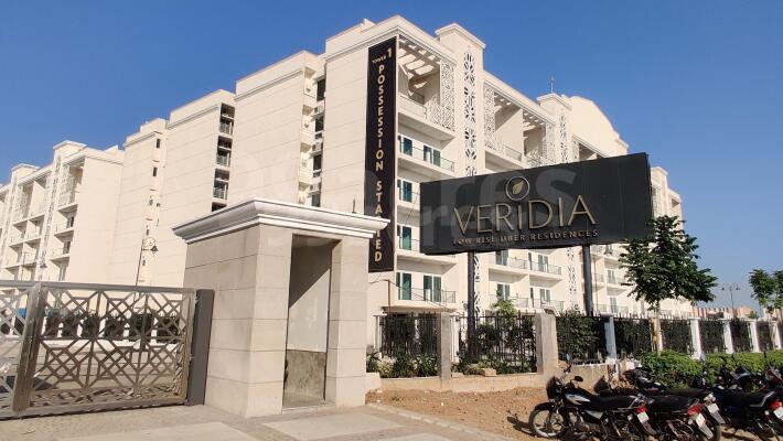 4 BHK Apartment / Flat for sale in Wave Veridia Oakwood Enclave NH 24 ...