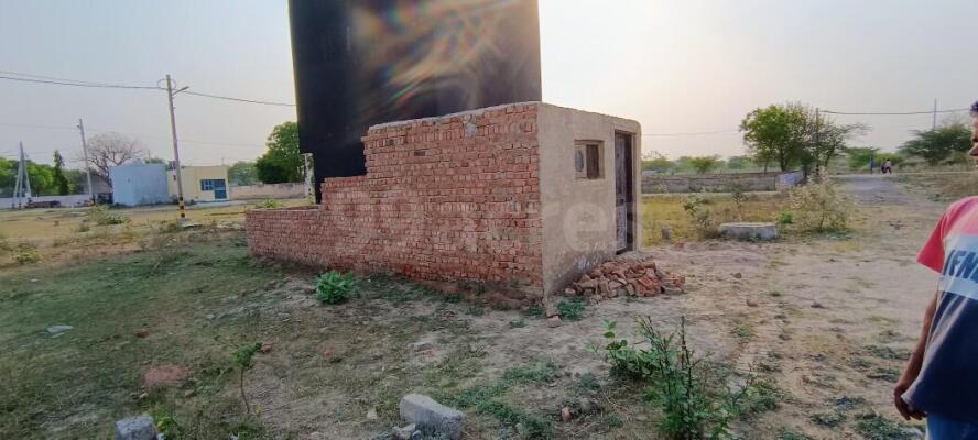 50 lakhs to 80 lakhs - Property for sale in Sector 35 Rohini Delhi