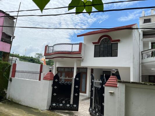 ₹1.78 Crore, 2 bhk House/Villa in Canal Road - House