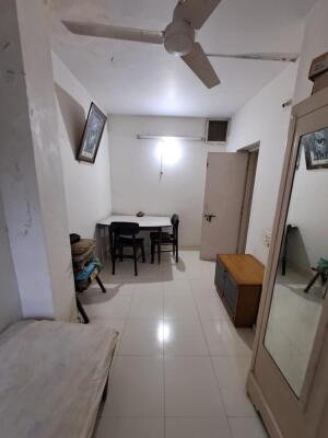 ₹88 Lac, 4 bhk Residential Apartment in Ambawadi - Hall