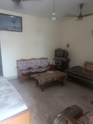 ₹1.5 Crore, 2 bhk Residential Apartment in Lajpat Nagar 2 - Hall