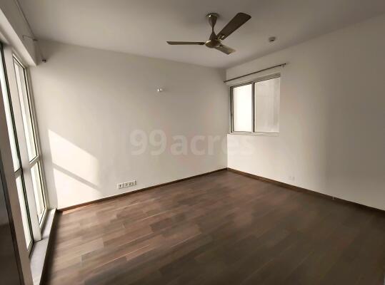 3 BHK Flat for rent in Sector 110, Noida