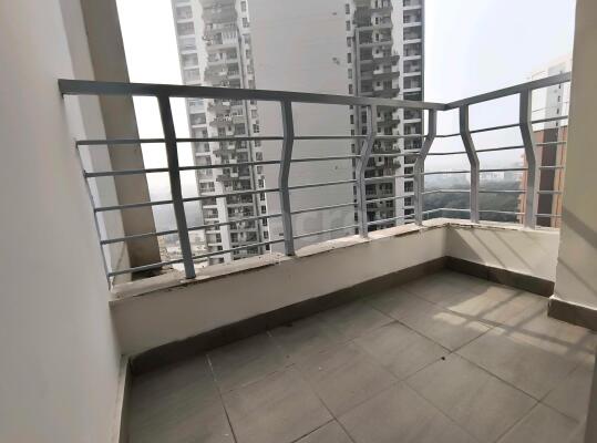 3 BHK Flat for rent in Sector 110, Noida