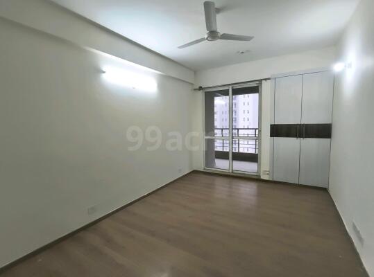 3 BHK Flat for rent in Sector 110, Noida