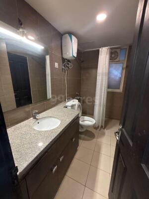 3 BHK Flat for rent in Sector 110, Noida