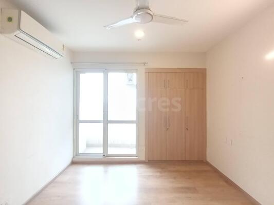3 BHK Flat for rent in Sector 110, Noida