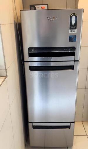 2 BHK Flat for rent in Sector 110, Noida