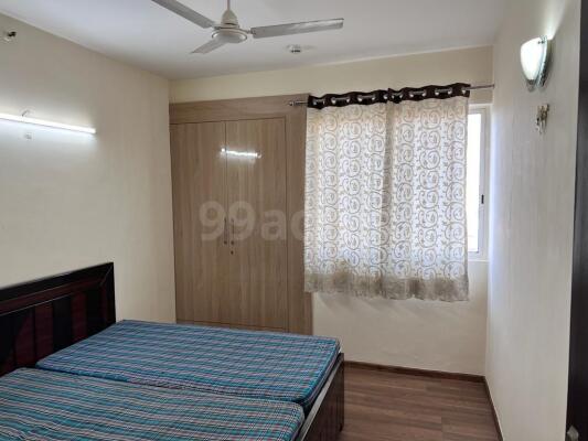 2 BHK Flat for rent in Sector 110, Noida