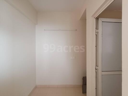 3 BHK Flat for rent in Sector 110, Noida