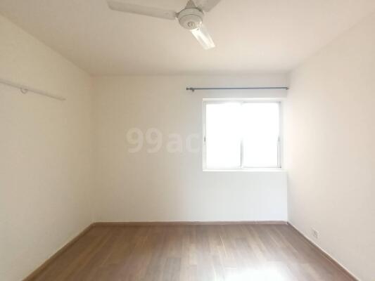 3 BHK Flat for rent in Sector 110, Noida