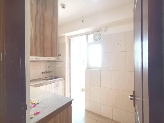 2 BHK Flat for rent in Sector 110, Noida