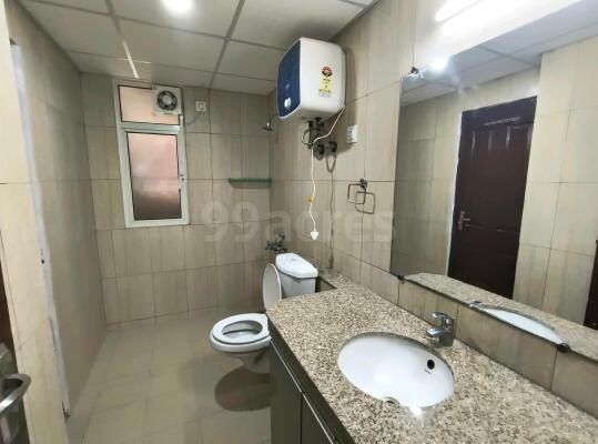 3 BHK Flat for rent in Sector 110, Noida
