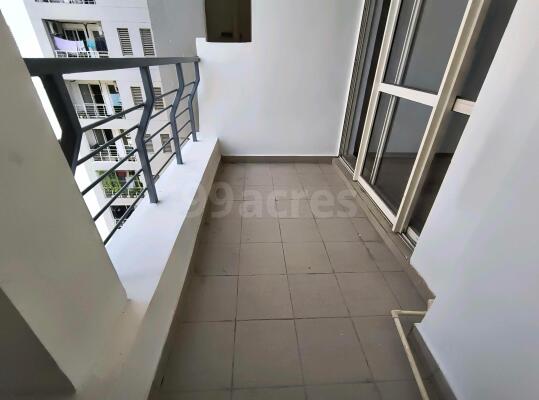 3 BHK Flat for rent in Sector 110, Noida