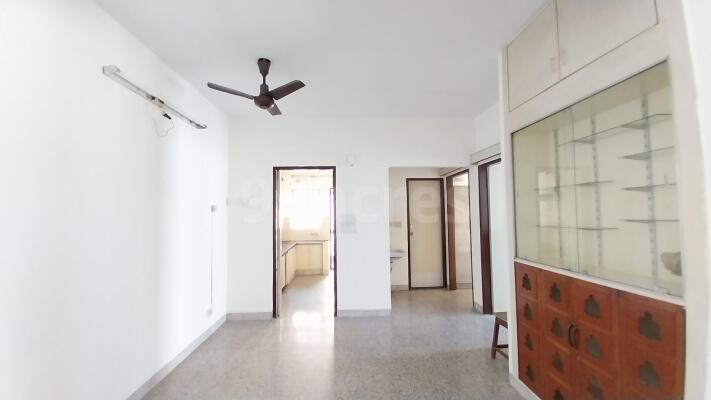 ₹1.4 Crore, 2 bhk Residential Apartment in LIC Colony - Hall