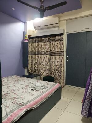 ₹40 Lac, 2 bhk Residential Apartment in kalash icon Makarpura vadodara - Bedroom