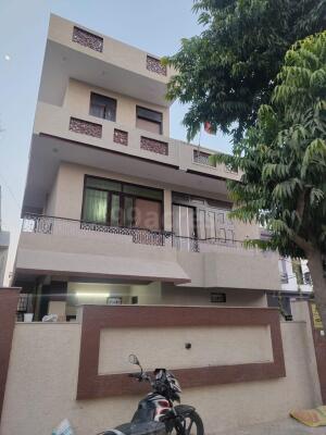 House for rent in in Jaipur between 40000 to 50000.