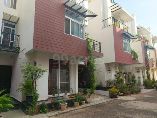 Bel Layout 3 BHK House / Villa for sale in BEL Layout Vidyaranyapura - 2416 Sq. Ft.