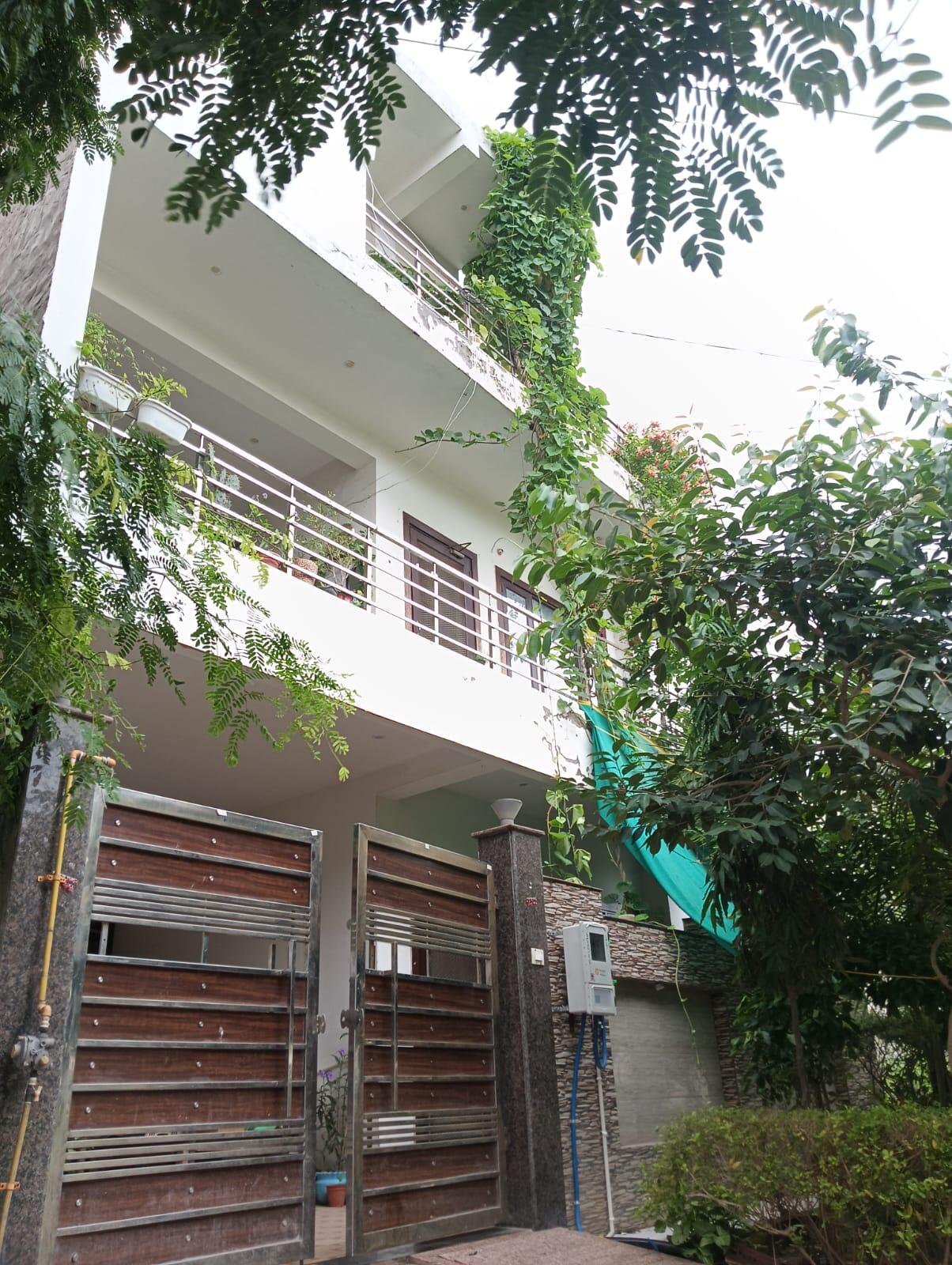 5 BHK House / Villa for sale in Tajganj Agra - 1800 Sq. Ft.