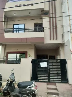Part Banlow Luxury Villas / Bungalow in Part 2 Scheme No 114 Indore - 2+ Properties