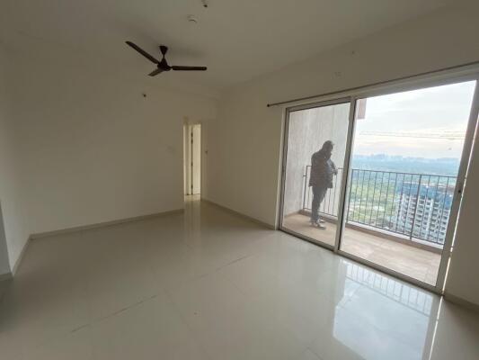 2 BHK Apartment / Flat for sale in Godrej Boulevard Kharadi Pune - 691 ...