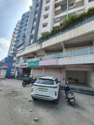 Showroom for sale in Hotgi Solapur