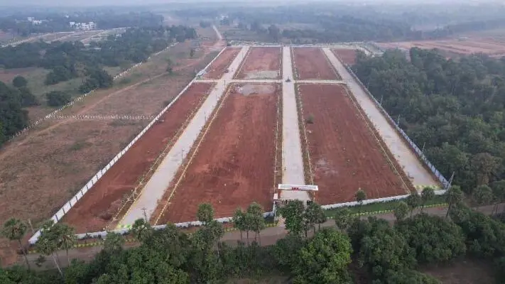 Gated Community Plots in Chelluru Visakhapatnam - 5+ Properties