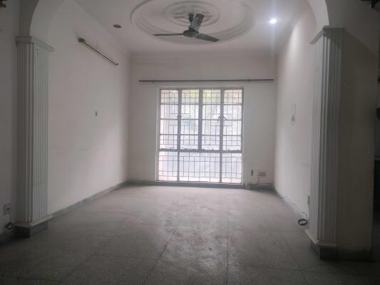 2 BHK Apartment / Flat for sale in Dda Santushti Apartments Sector D ...
