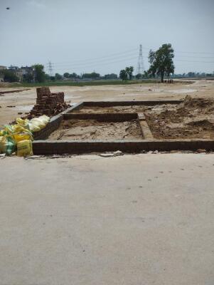 Residential land / Plot for sale in Najafgarh Delhi - 64 Sq. Yard.