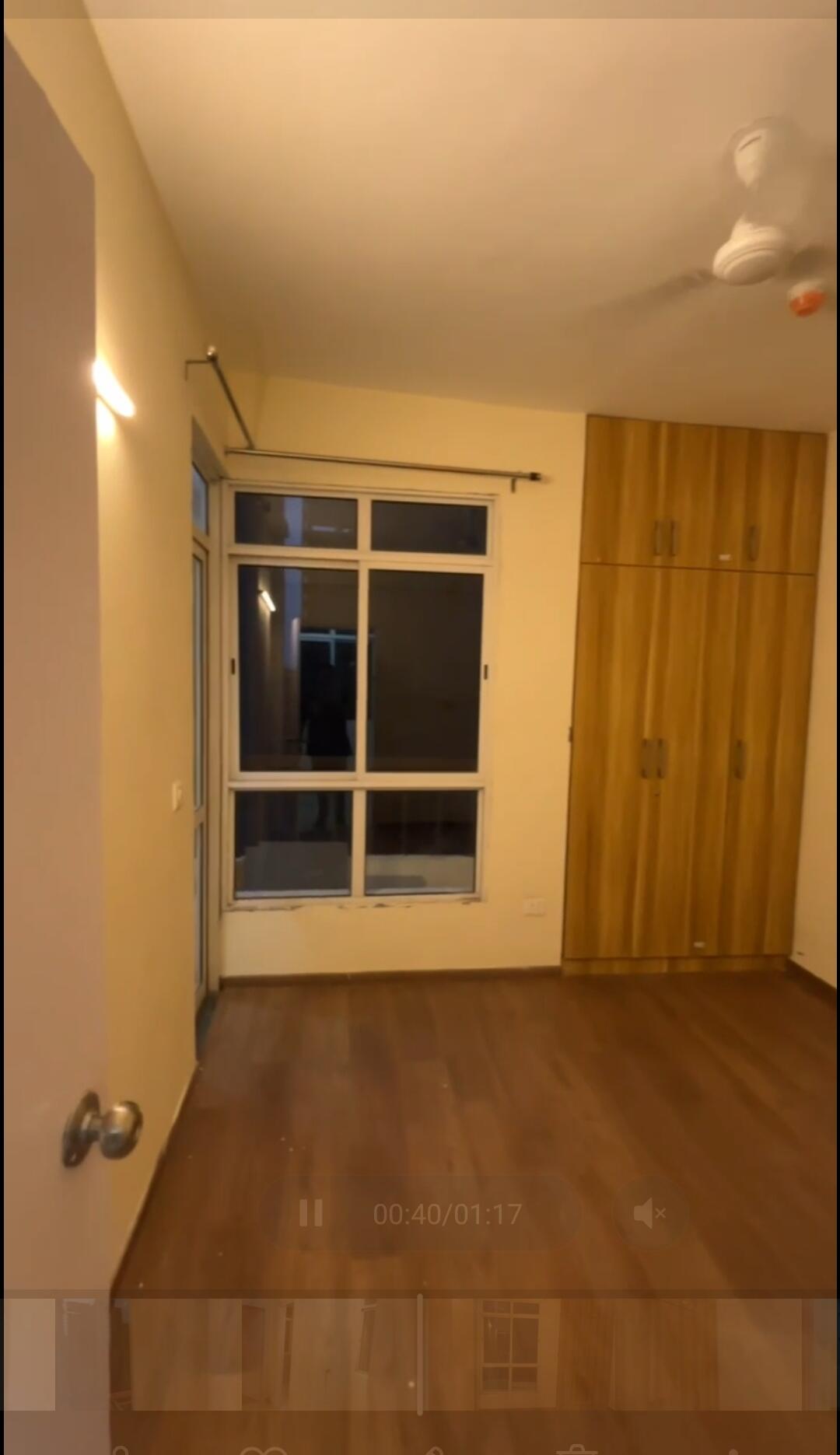 2 BHK Apartment / Flat for sale in Jaypee Greens Kensington
