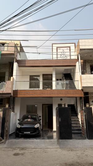 3 BHK House / Villa for sale in Sector 7 Extension Gurgaon - 927 Sqft