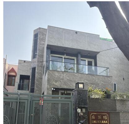 4 BHK House / Villa for sale in B Block Sector-31 Noida - 2852 Sqft