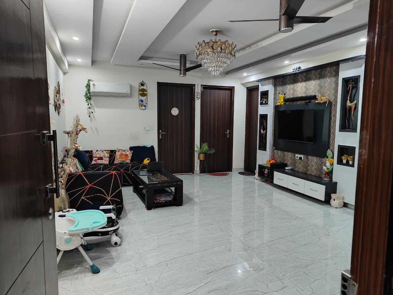 3 BHK Apartment / Flat for sale in Sector 15 Part 2 Gurgaon - 1350