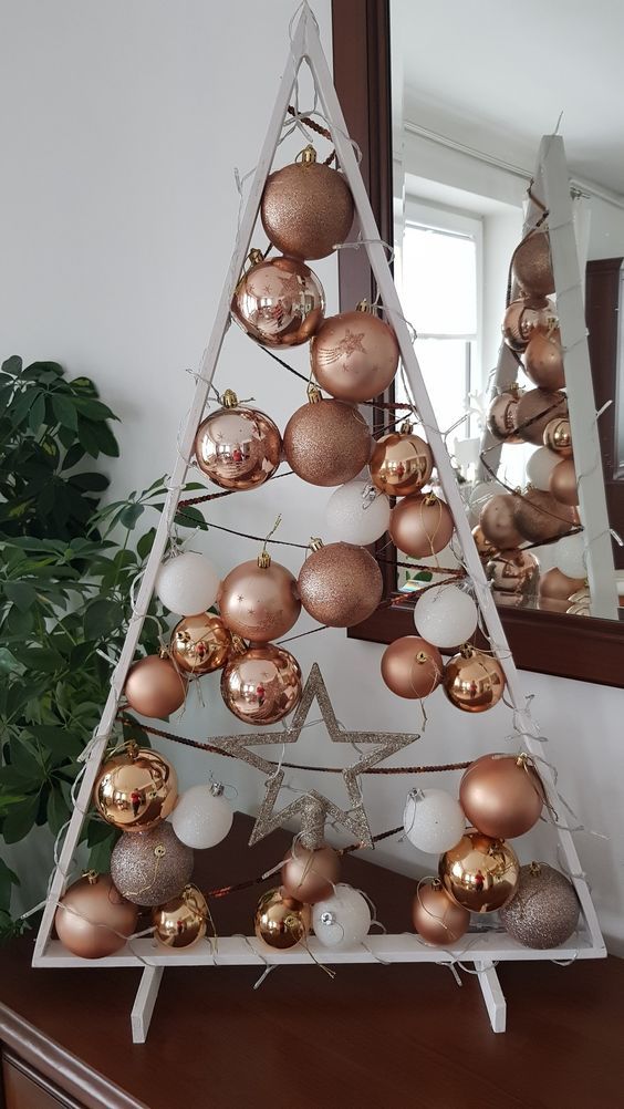 30+ Christmas Decoration Tips: Ideas for Home & Office