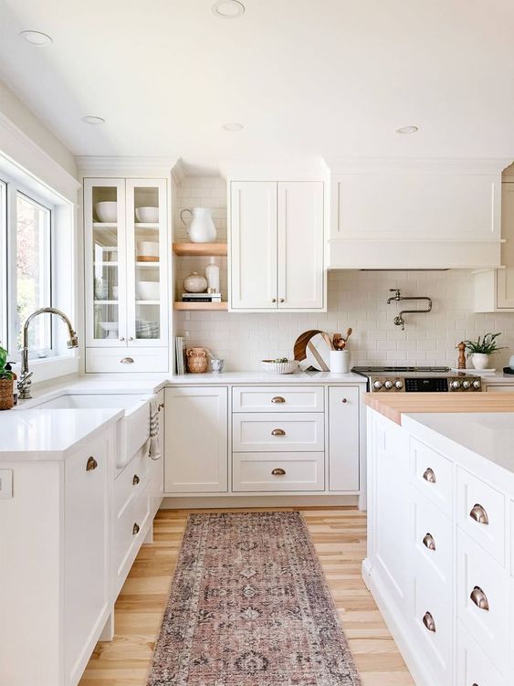 White U Shaped Farmhouse Kitchens Small Kitchen With Peninsula Farm