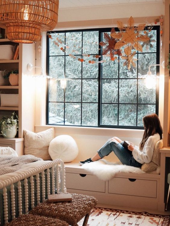 40+ Luxury Bedroom Designs: Ideas for Colours, Lighting, Wall art