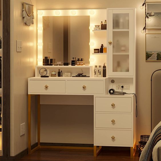 Tube light for dressing table top