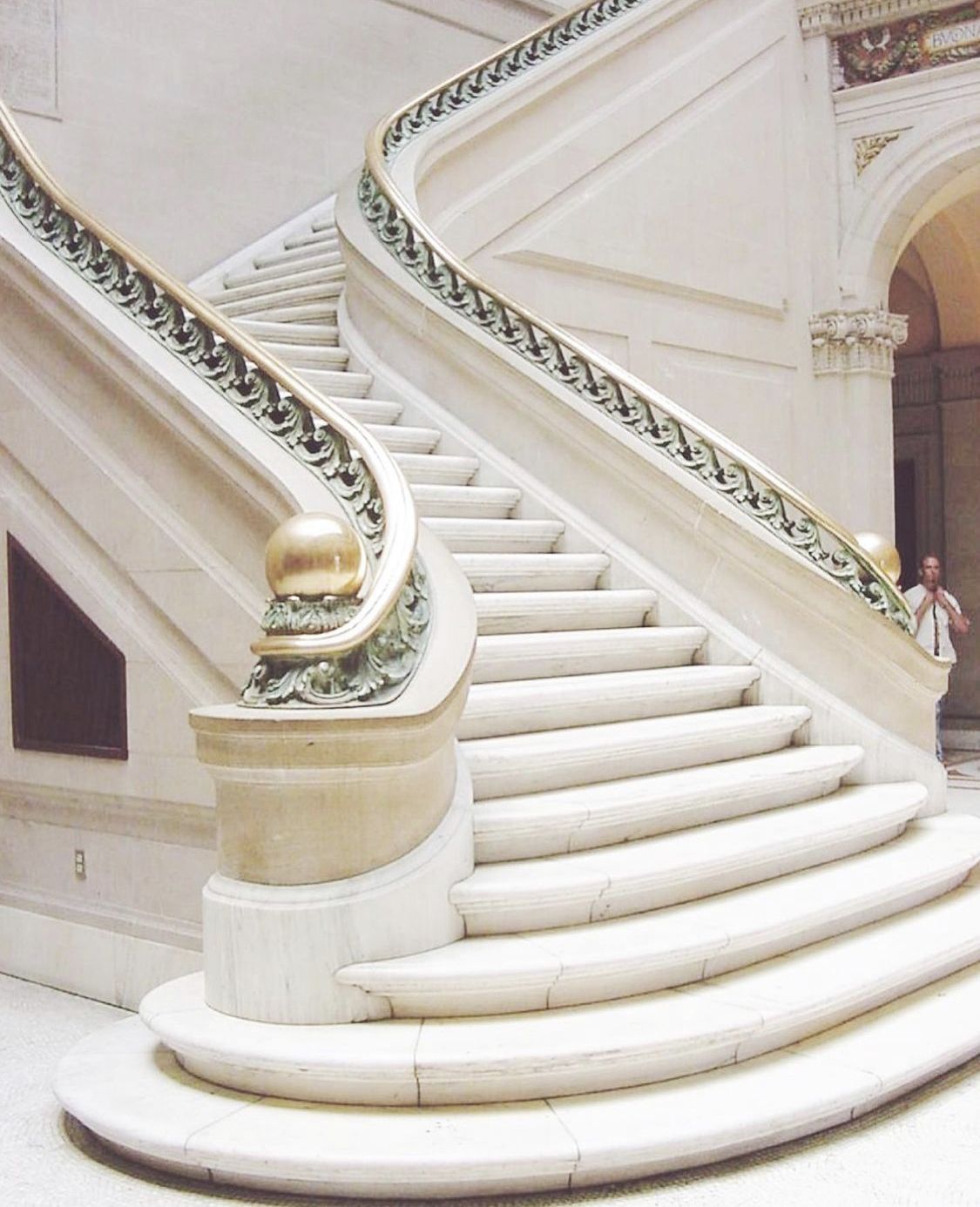 5+ Elegant & timeless marble staircase design ideas in 2025